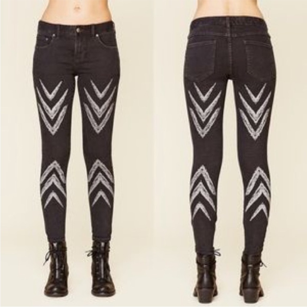 Free People Dotted Ikat Arrow Chevron Black Skinny Jean's